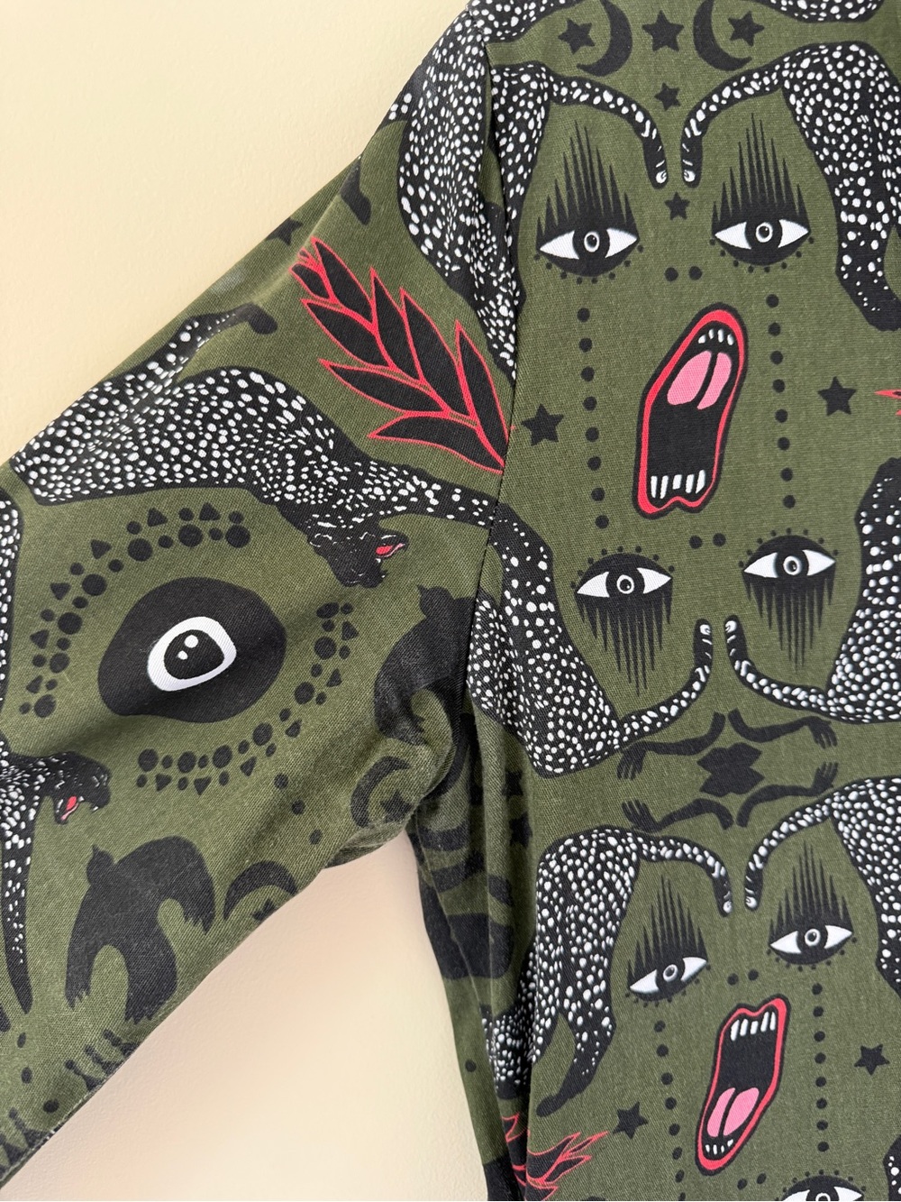 Nooworks Olive Green Nico dress in Black Swan - Picture 4 of 5